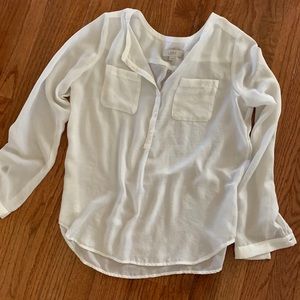 Flirty, fun white blouse